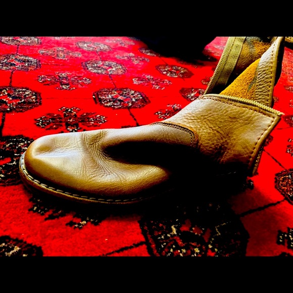 Rain and snowing shoes - Picture 3 of 4